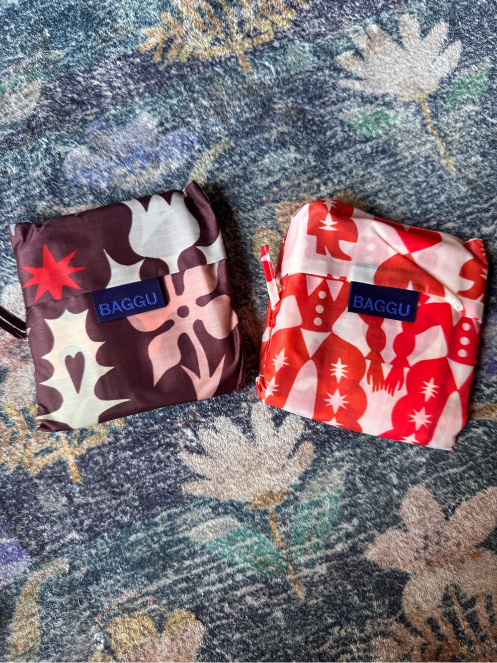 NWOT BAGGU Western Cutouts Foldable Totes in Red & Brown Floral Prints